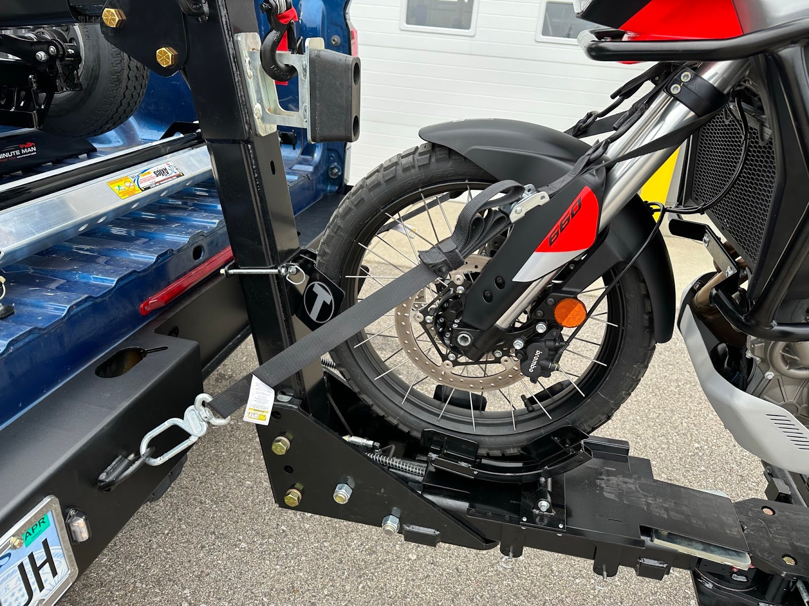 Halifax-Towing-bike